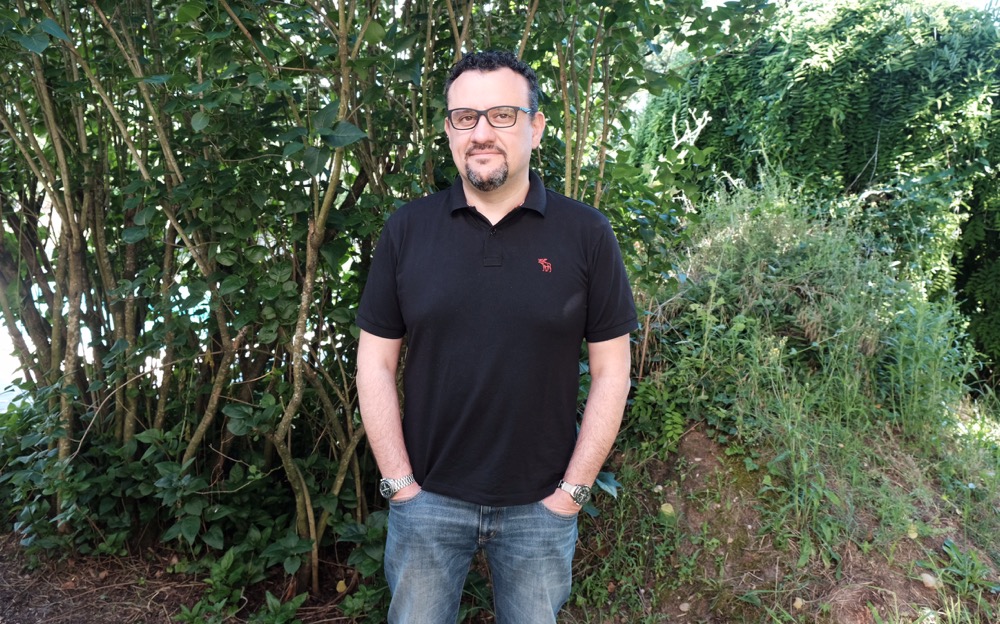 12 QUESTIONS ONLY TO… <br> ANTONIO BORRACHERO