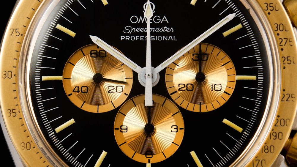 10 MOONWATCHES <br> WITH A TWO-TONE DIAL