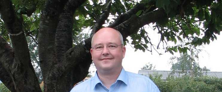 12 QUESTIONS ONLY TO… <br> THOMAS DUNKER NIELSEN